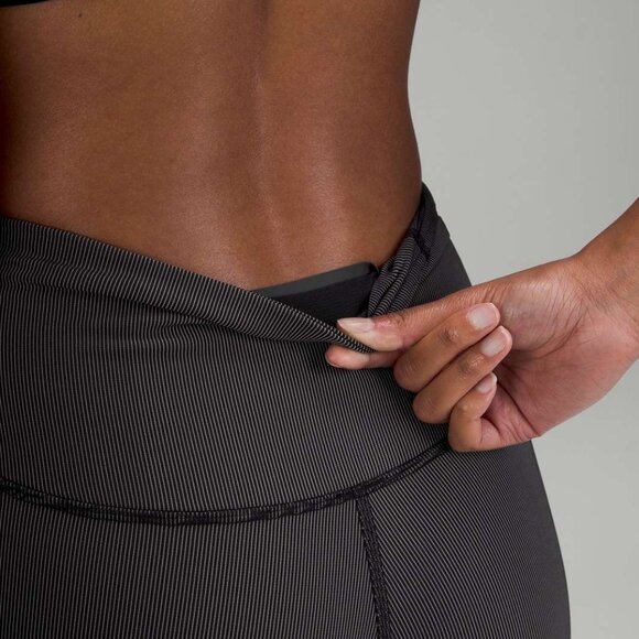 NWT Lululemon Base Pace High Rise Tight 25" Two-Tone Ribbed, 6, Black/Gull Grey - Picture 2 of 8